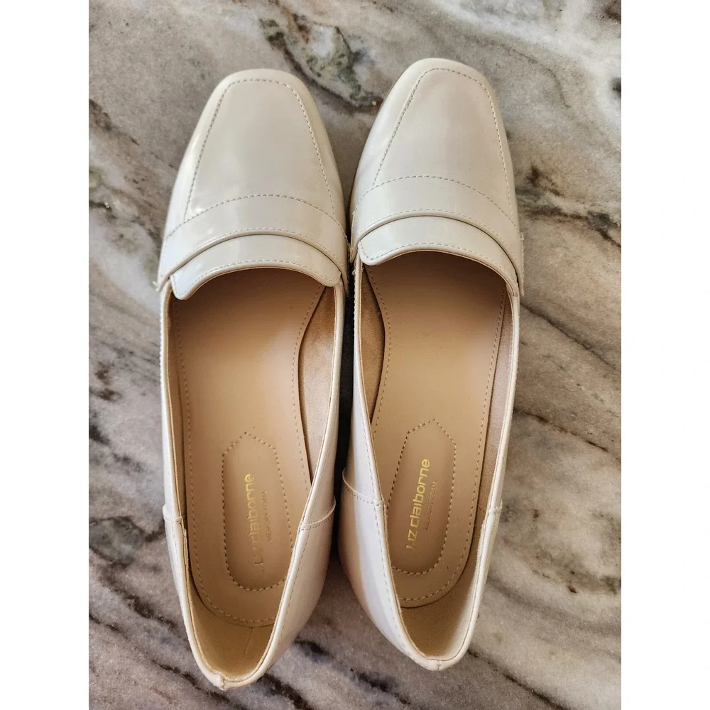 NIB Liz Claiborne LC Jansey Birch Beige Square Toe Penny Loafers Womens 9 M